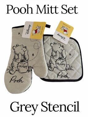 Winnie The Pooh Oven Mitt & Pot Holder Set